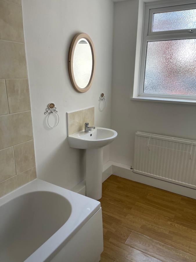 Spacious, Sleeps 17, 3 Bathrooms, Parking, Mansfield Exteriör bild