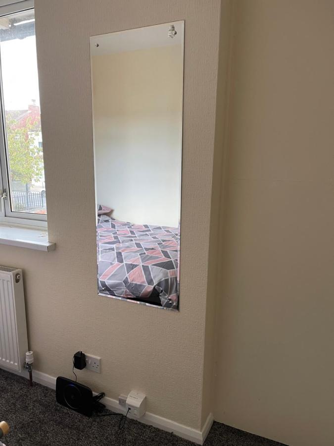 Spacious, Sleeps 17, 3 Bathrooms, Parking, Mansfield Exteriör bild