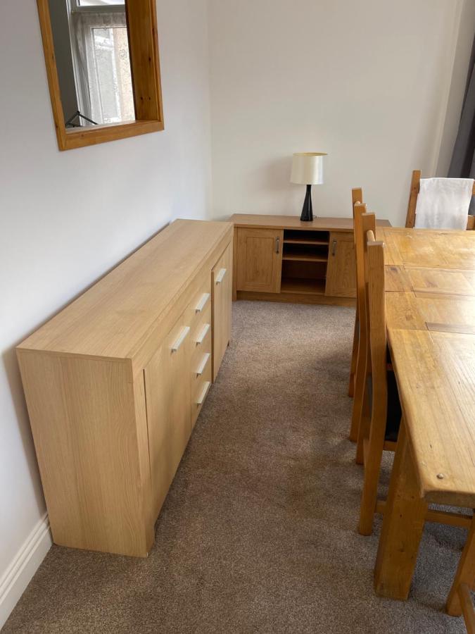 Spacious, Sleeps 17, 3 Bathrooms, Parking, Mansfield Exteriör bild